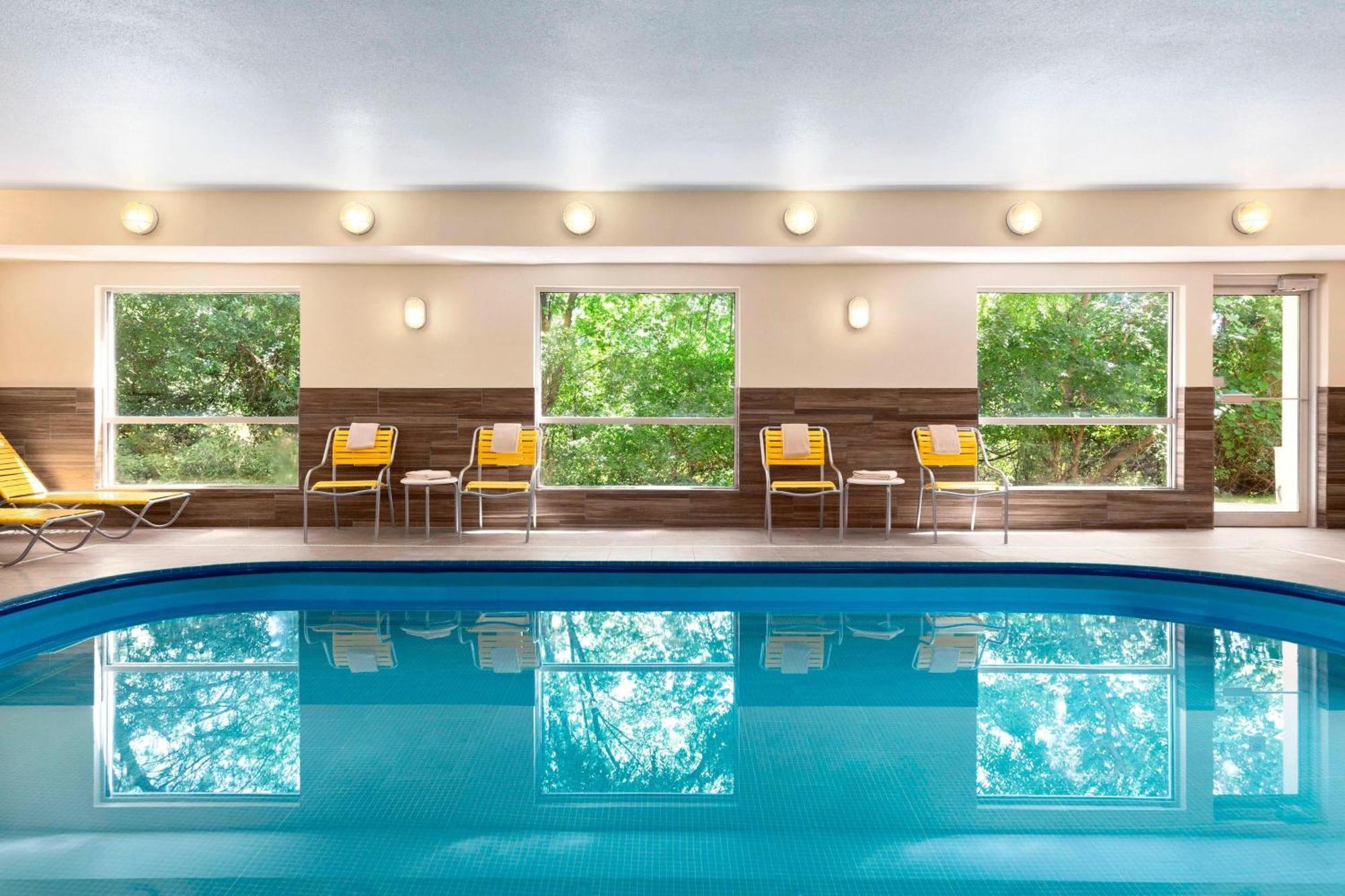 Fairfield Inn Расин Экстерьер фото