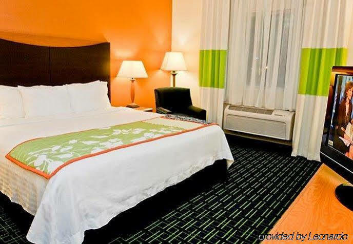 Fairfield Inn Расин Экстерьер фото